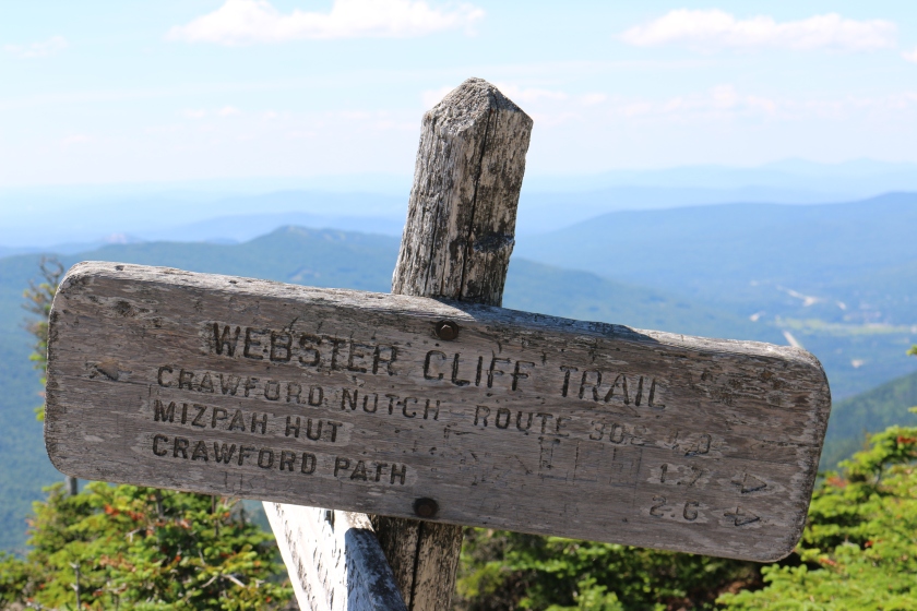 Webster Cliff Trail Post